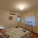 La Casa De Marife, A 15