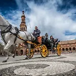 La Casa De Marife, A 15