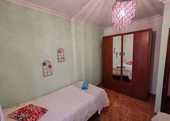 Alojamento de Acomodação e Pequeno-almoço La Casa De Marife, A 15
