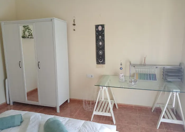 Alojamento de Acomodação e Pequeno-almoço La Casa De Marife, A 15